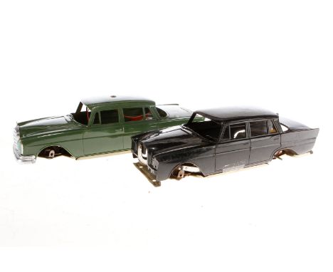 2 Gama Wagenfragmente, L 22 und 25