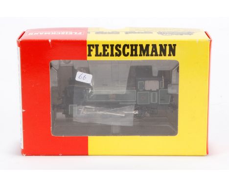 Fleischmann D-Tenderlok ”2560” 1819, S H0, grün/schwarz, 3-Leiter, Gleichstrom, Alterungs- und Gebrauchsspuren, im leicht bes