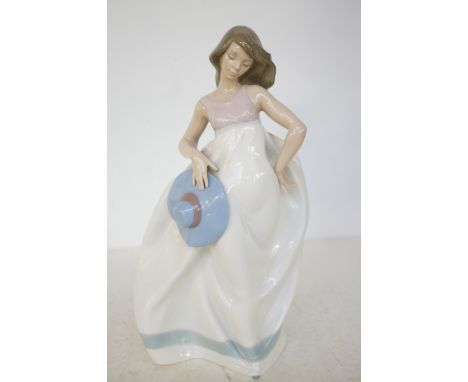 Large Nao figure of a lady Height 33 cm 