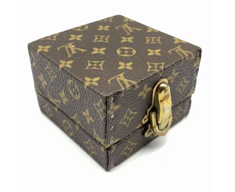 Louis Vuitton leather ring box, H5cm  - Condition Report 