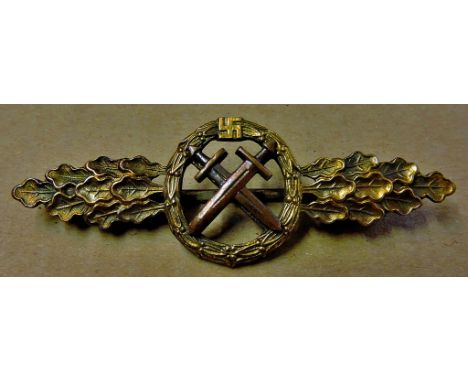 German Luftwaffe Air to Ground Support Squadrons combat clasp in bronze. Scarce