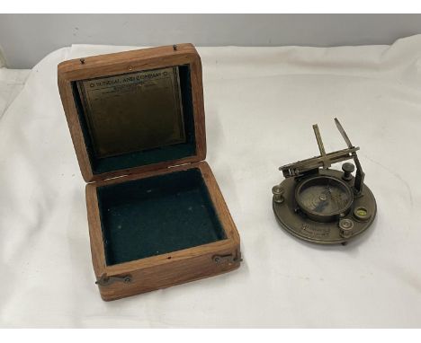 A BOXED BRASS SUNDIAL AND COMPASS BY STEWARD OF LONDON 