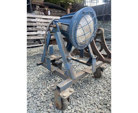 VINTAGE MILITARY SEARCH LIGHT ORIGINAL CONDITION - WILL NEED RE WIRINGAPPROX 50 X 50CM - 70CM HIGH 