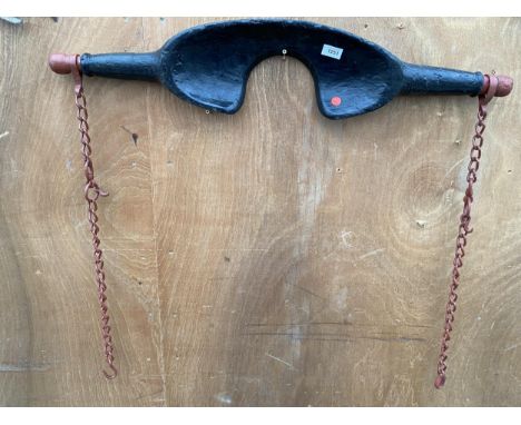 A VINTAGE MILKMAID'S YOKE WITH CHAINS 
