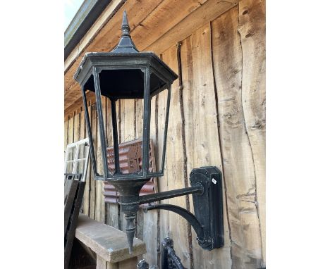 VERY LARGE ALLOY WALL LIGHT - IN NEED OF GLAZING 