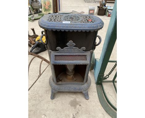 A VINTAGE PETROLUX PARAFIN HEATER/STOVE 