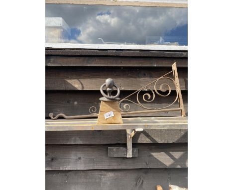 HORSE TEATHER + BRACKET 