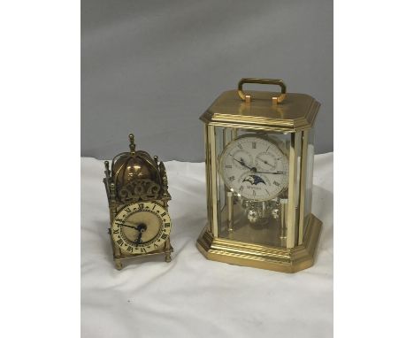 A SEWILL'S ANNIVERSARY CLOCK - NEEDS ATTENTION AND A BRASS VINTAGE STYLE LANTERN CLOCK 