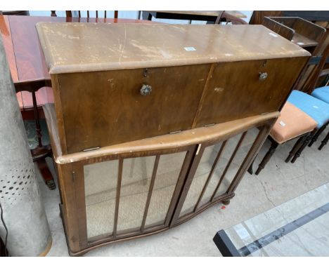 A SHINY WALNUT DISPLAY CABINET WITH TWO LIFT UP SECTIONS TO UPPER PORTION 40" WIDE 