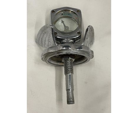 A VINTAGE WILMOT BREEDEN CALORMETER TEMPERATURE RADIATOR CAP 
