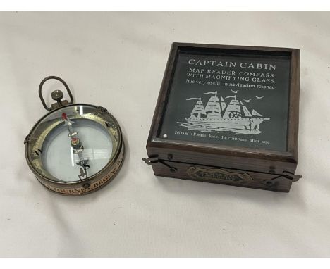 A BOXED BRASS CAPTAIN CABIN MAP READER AND COMPASS 