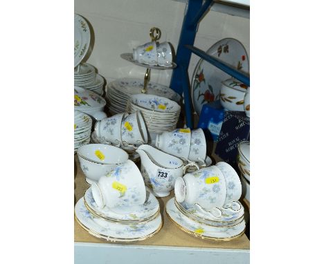 A COLCLOUGH BONE CHINA 'RHAPSODY IN BLUE' PATTERN DINNER SERVICE, comprising ten dinner plates, nine cups, ten saucers, ten t