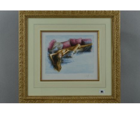 DOUGLAS HOFMANN (AMERICAN CONTEMPORARY) 'RECLINING NUDE', a limited edition print 30/95 of a preparatory sketch, signed and n
