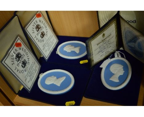 THREE BOXED WEDGWOOD BLUE AND WHITE PORTRAIT MEDALLIONS, to commemorate HRH The Princess Margaret 1973, limited edition 201/1
