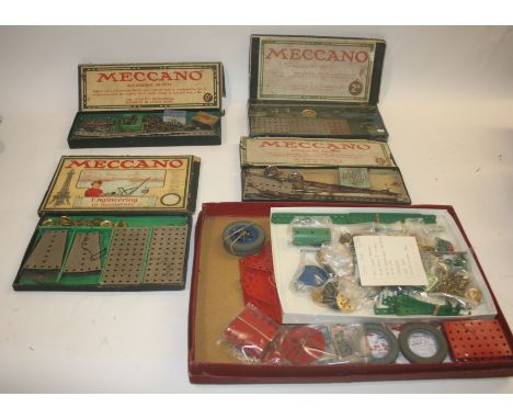 LARGE QTY OF MECCANO including boxed items, Accessory Outfit 2a, Accessory Outfit 0a, Accessory Outfit 7a, boxed motors etc. 