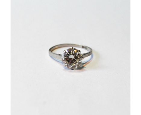 Diamond solitaire ring with brilliant, approximately 2.5ct, in platinum, size M½.CONDITION REPORT: Colour H/K, loupe clean.  