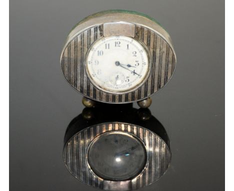 Silver desk clock with engine turned decoration, with vacant cartouche, stamped sterling, 8 cm wide 