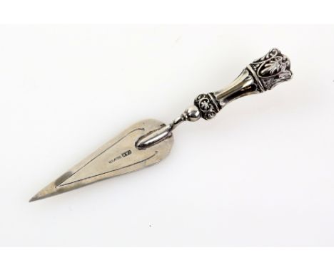 Chrisford &amp; Norris silver ornate trowel form bookmark 