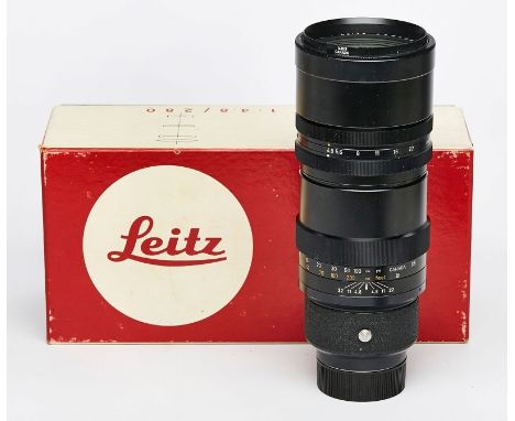 Teleobjektiv Leitz,Telyt, 1:4,6/250,Lens made in Canada, Nr.: 3059733. Gebrauchsspuren, etwas verschmutzt, ohne Funktionsprüf