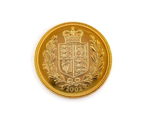 Elizabeth II Sovereign 2002, obv. Rank-Broadley portrait of the Queen, rev. shield of arms with date below, UNC.