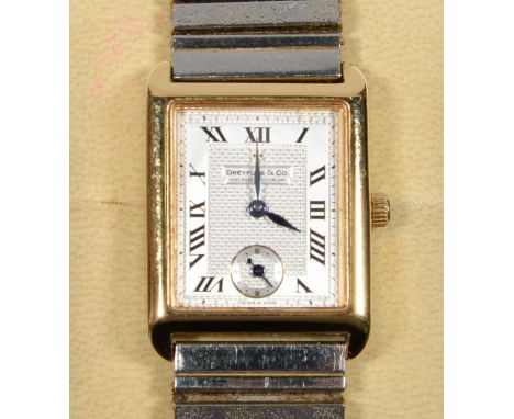 A DREYFUSS & CO 18CT GOLD RECTANGULAR WRISTWATCH, SERIES 1974, NO 850, QUARTZ MOVEMENT, 25 X 22MM, MAKER'S AND SWISS CONTROL 