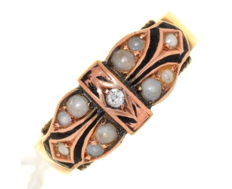 A VICTORIAN DIAMOND, SPLIT PEARL AND GOLD AND BLACK ENAMEL MOURNING RING, INSCRIBED E A &amp; F W P 1890-1900, UNMARKED, 3G, 