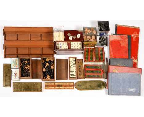 MISCELLANEOUS VINTAGE BOARD GAMES, STAUNTON PATTERN AND OTHER CHESSMEN, VICTORIAN BRASS CRIBBAGE BOARD, PLAYING CARDS, ETC A 