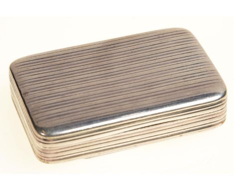 A GEORGE III SILVER SNUFF BOX, REEDED OVERALL, 38 X 60MM, BY THOMAS WILLMORE, BIRMINGHAM 1800, 1 OZ 5 DWT Light wear consiste