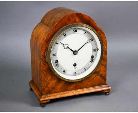 An Elliott walnut cased mantel clock with eight-day movement and Westminster chime, c/w key, 24 cm high 