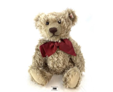 Steiff teddy bear with crying sound function, 16" long 