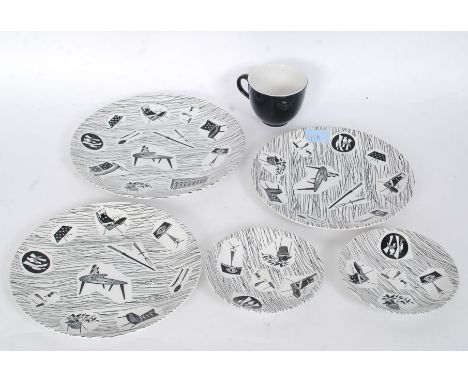 A selection of vintage retro patterned Ridgway Homemaker dinner / tea service pieces.