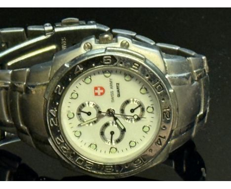Swiss army quartz wristwatch 