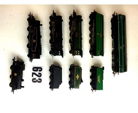 Tri-ang 00 Gauge Locomotives: SR green 'Fighter Command' with Golden Arrow decals, BR green A1A A1A, 'Princess Elizabeth' and