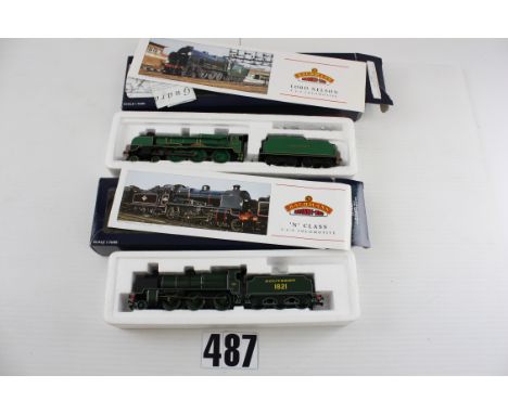 Bachmann OO Gauge Southern Railway Locomotives: comprising 31-407 'Lord St Vincent' in Malachite and 32-153A N class 1821 in 