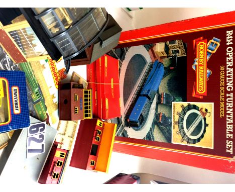 Tri-ang Hornby and Peco 00 Gauge Stations Track  and Accessories: including unboxed, PECO Canopy Tri-ang Victorian Engine She
