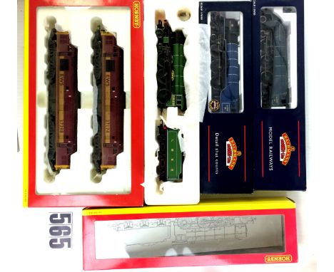 Hornby Bachmann OO Gauge Boxed Locomotives; including Hornby R2185 LNER 4-6-0 'Norwich City' with tender, in green, and R2255