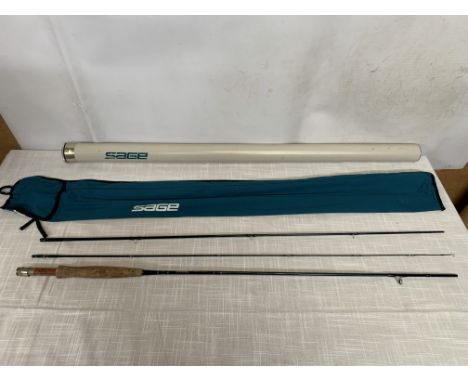 A SAGE DURASCRIM SP 590-3 GRAPHITE IV 9' 0" FLY FISHING ROD WITH SAGE CARRY BAG AND TUBE