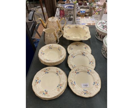 A CROWN DUCAL FLORENTINE PART DINNER SET TOGETHER WITH A LINGARD HOT WATER JUG, TEAPOT AND TRIVET