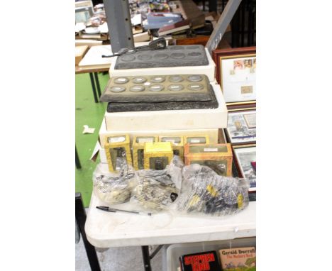 A LARGE COLLECTION OF LORD OF THE RINGS FIGURES AND STANDS, IN BOXES
