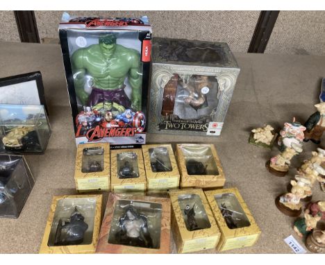 EIGHT BOXED LORD OF THE RINGS LEAD FIGURES TO INCLUDE CAVE TROLL, ESTERLING AT MORDOR NO. 101, ETC., TO ALSO INCLUDE THE TWO 