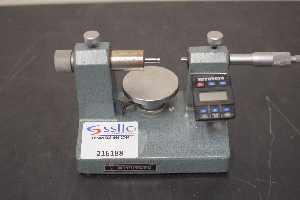 Mitutoyo Model 121-333 Digital Thread Bench Micrometer, Model: 121-333