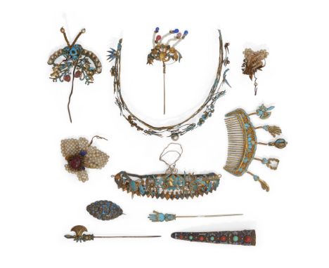 A group of Chinese kingfisher feather jewellery and a silver nail guard-shaped broochLate Qing dynastyComprising: a silver-gi