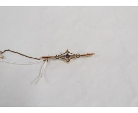 9CT GOLD RUBY &amp; PEARL BAR BROOCH 