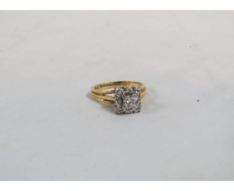 18CT GOLD DIAMOND RING 
