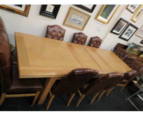 LARGE IMPRESSIVE BLONDE OAK DINING TABLE &amp; 10 LEATHER BUTTON BACK DINING CHAIRS
