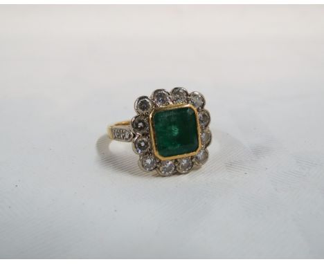 18CT GOLD EMERALD (2 CARAT) &amp; DIAMOND (1 CARAT) RING