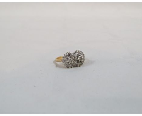 18CT GOLD &amp; DIAMOND RING