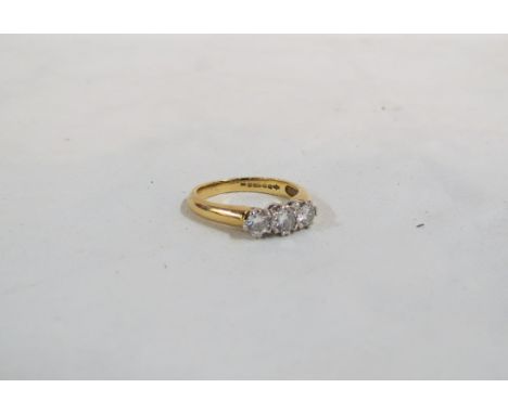 18CT GOLD 3 STONE DIAMOND RING OVER HALF CARAT OF DIAMONDS 