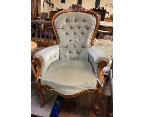 QUEEN ANNE STYLE BUTTON BACK CHAIR