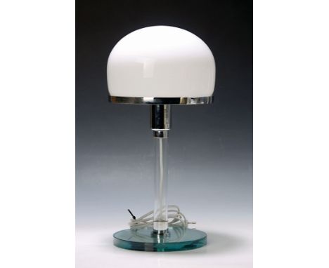 Tischlampe, Metalart, Spanien, nach einem Entwurf von Wagenfeld,  Glas und Metall, Milchglasschirm mit kleinem Ausbruch am Fa